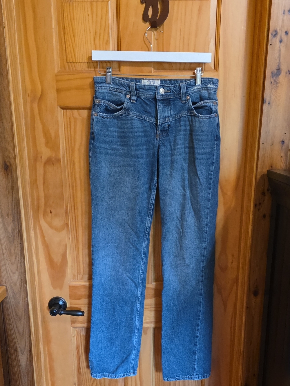 We The Free Low Rise Relaxed Jeans Size 27 Gently Used